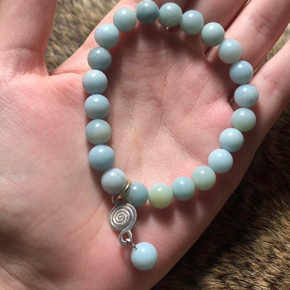 Pale blue/green amazzonite stone bead bracelet